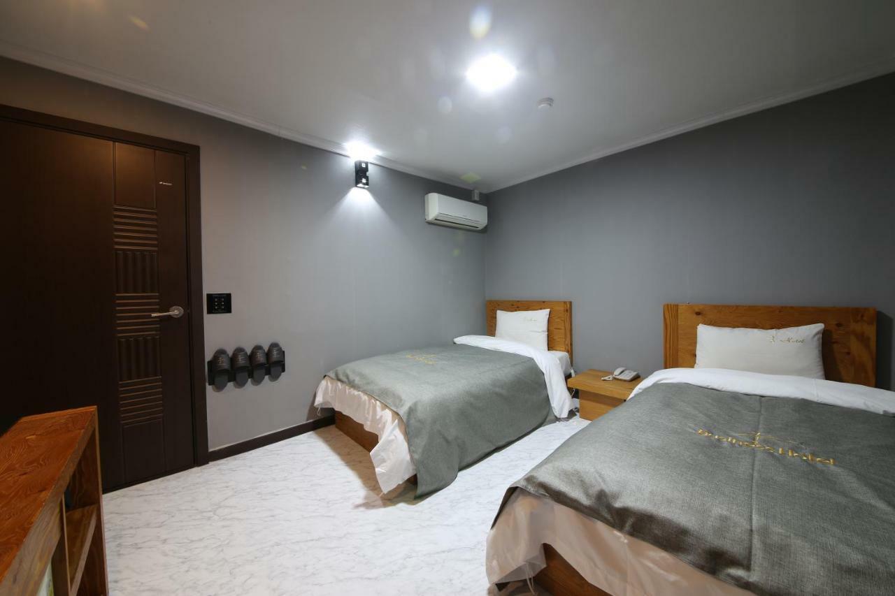 Gung Hotel جيونجو المظهر الخارجي الصورة