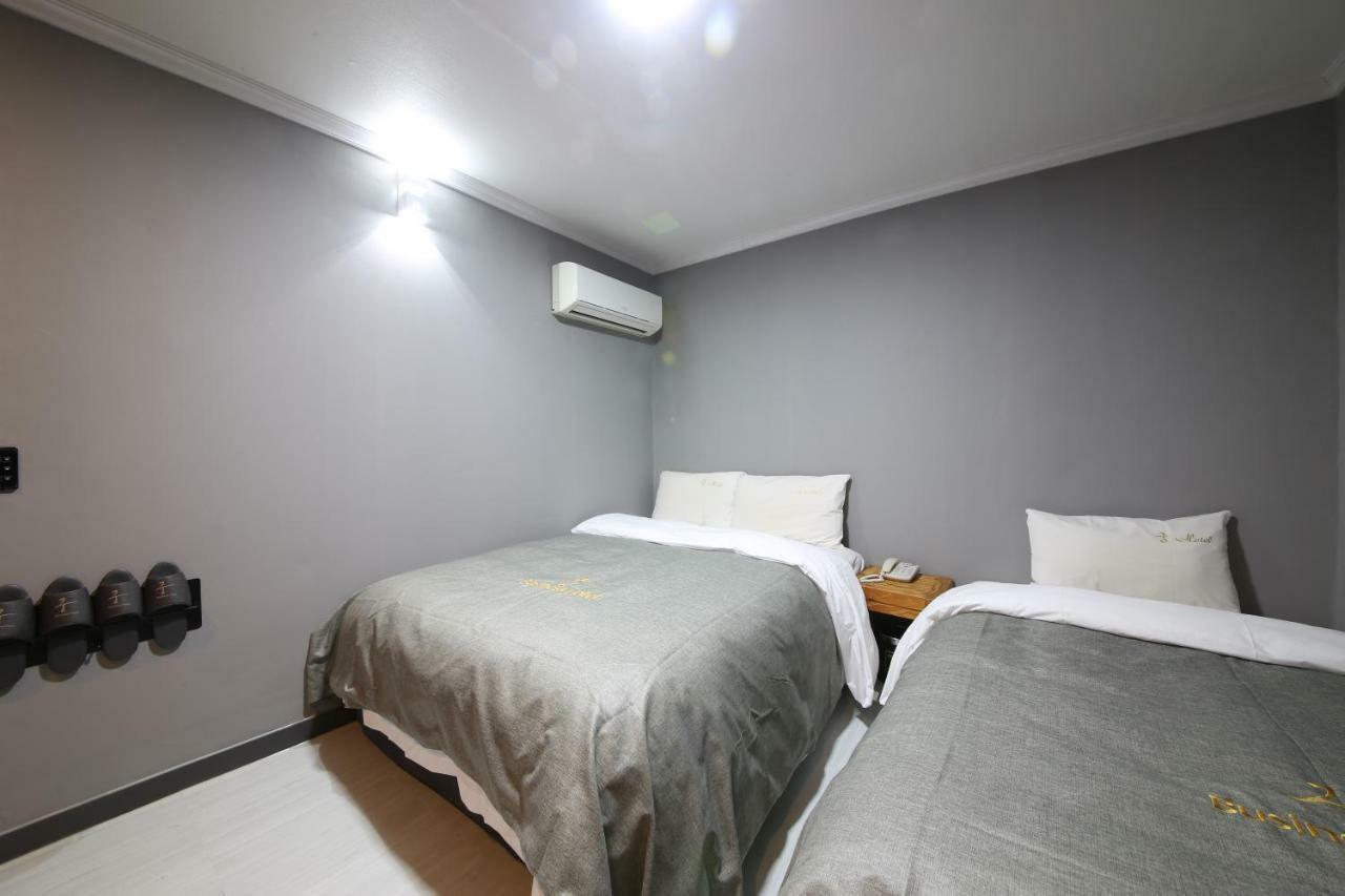 Gung Hotel جيونجو المظهر الخارجي الصورة