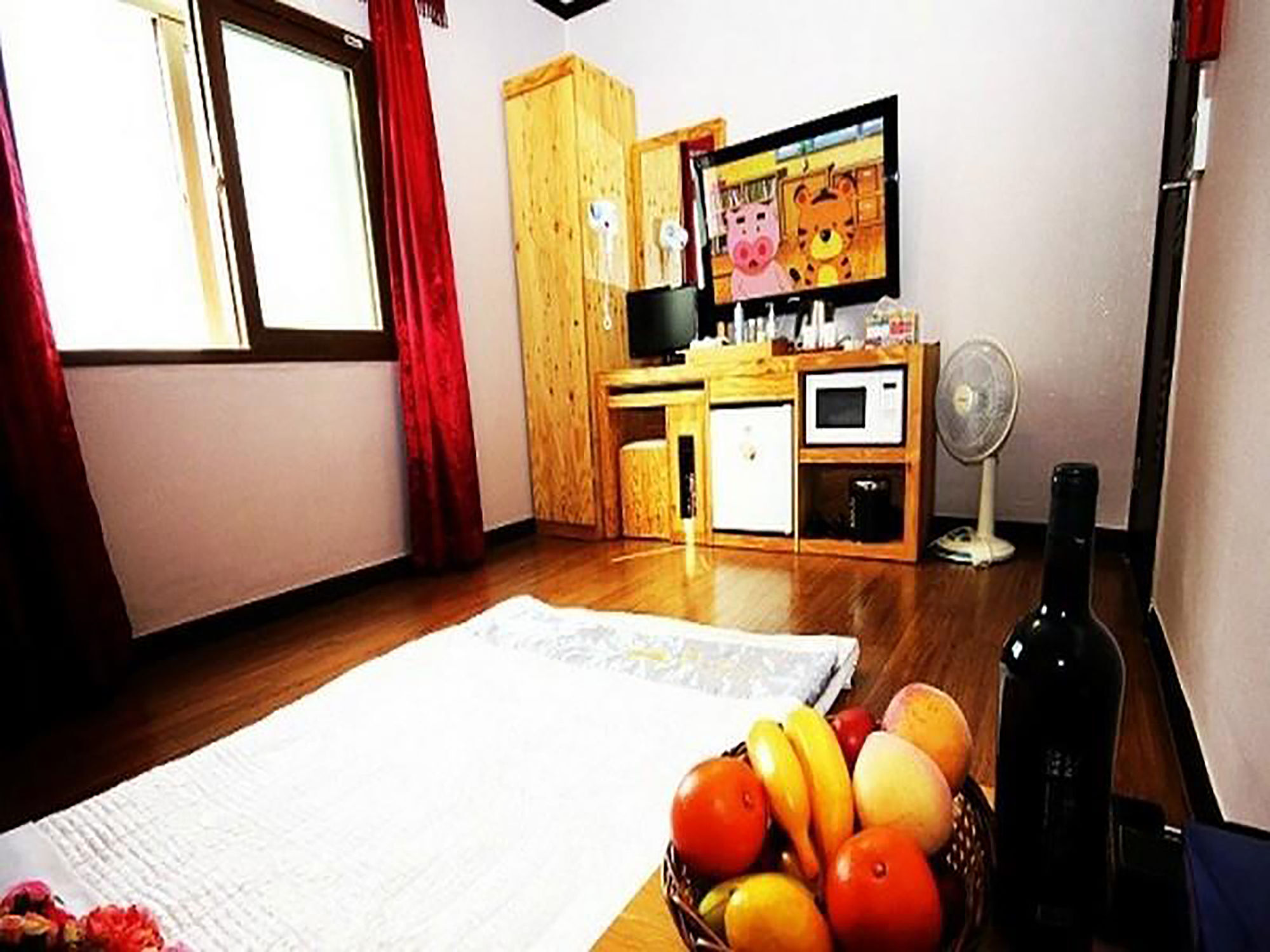 Gung Hotel جيونجو المظهر الخارجي الصورة