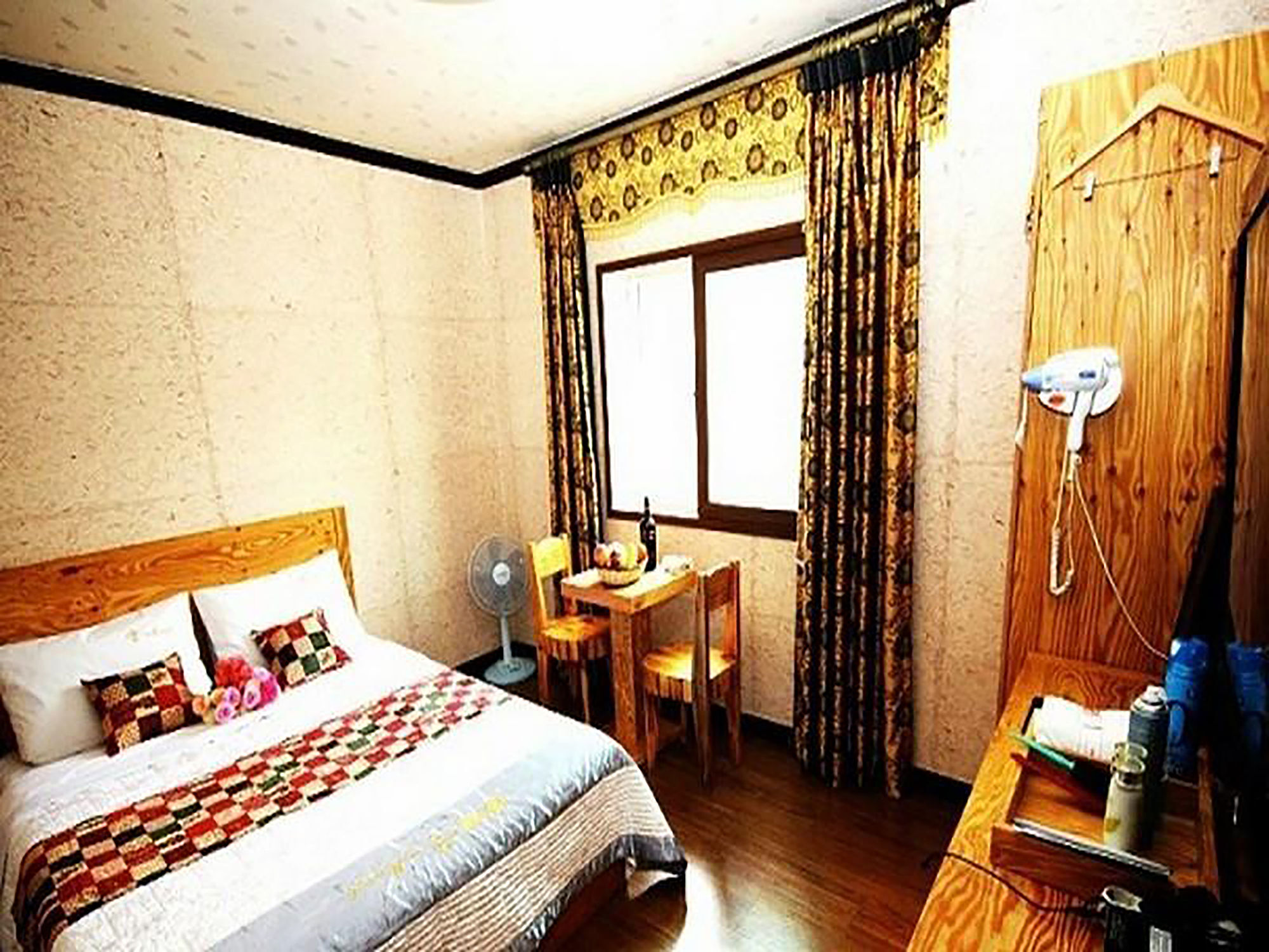 Gung Hotel جيونجو المظهر الخارجي الصورة